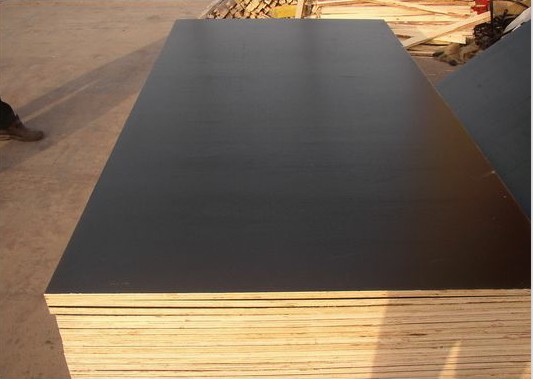 Le pli externe de construction de bois dur couvre/le contreplaqué marin fait face par film de catégorie première classe